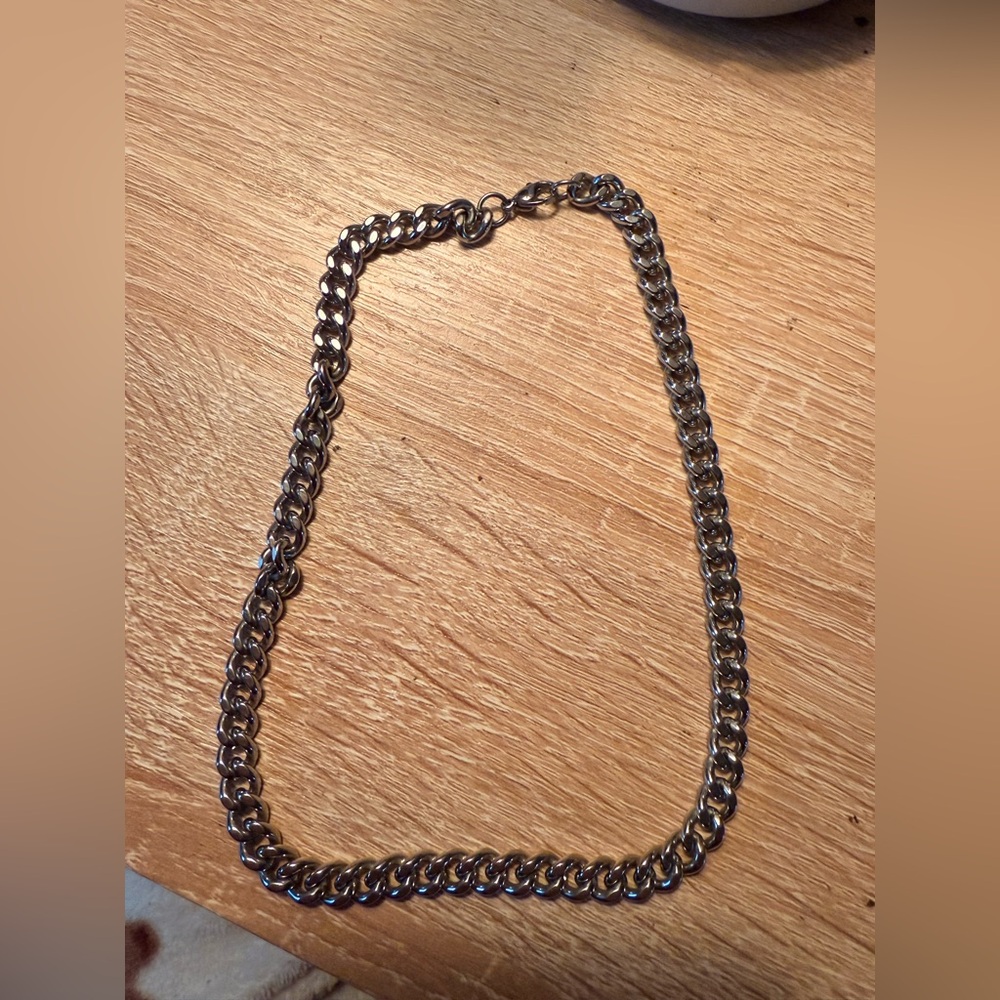 PacSun Silver Chain Necklace